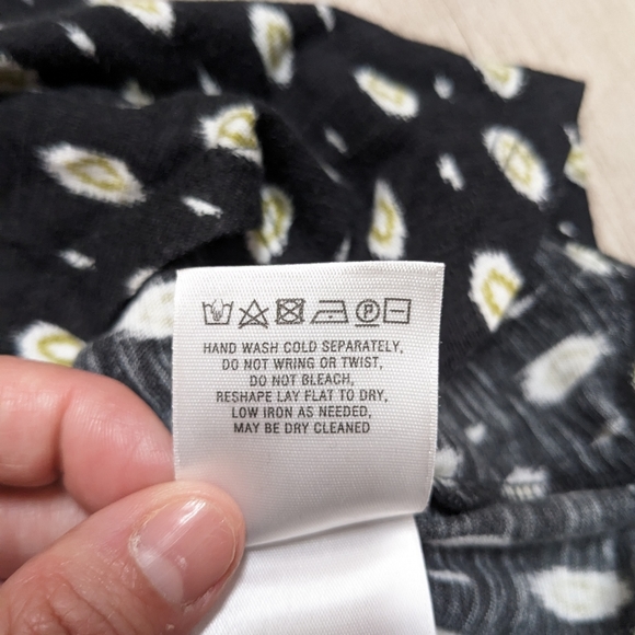 Anthropologie Akemi+Kin Sleeveless Top - Picture 7 of 9